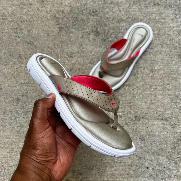 ? WMNS NIKE COMFORT THONG LIGHT PINK MAGENTA MEDIUM GREY WHITE FOOTBED - Picture 14 of 14